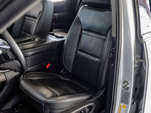 Used 2022 GMC Sierra 2500 Denali w/ Denali Ultimate Package image 28