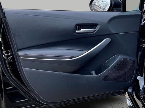 Used 2023 Toyota Corolla SE image 18