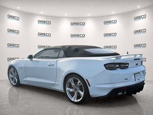 Certified 2021 Chevrolet Camaro SS RWD image 5
