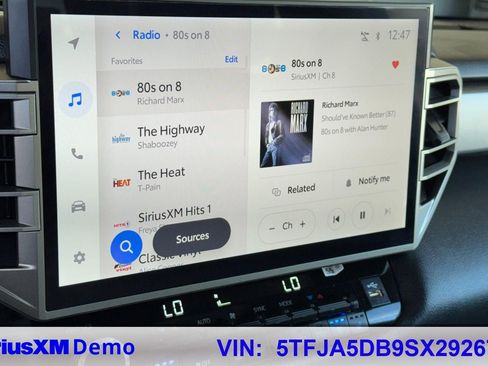 Used 2025 Toyota Tundra Limited image 27