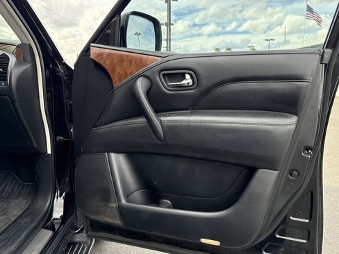 Used 2019 INFINITI QX80 Luxe w/ Proassist Package image 26