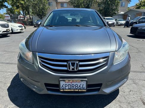 Used 2011 Honda Accord SE image 2