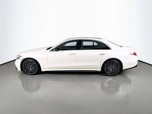 Used 2022 Mercedes-Benz S 500 S 500 w/ AMG Line Package image 6