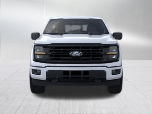 New 2025 Ford F150 XLT w/ Equipment Group 302A MID image 2