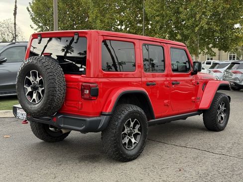 Used 2021 Jeep Wrangler Unlimited Rubicon image 8