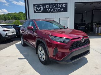 Used 2020 Toyota RAV4 LE w/ All Weather Liner Package AWD/4WD video 1
