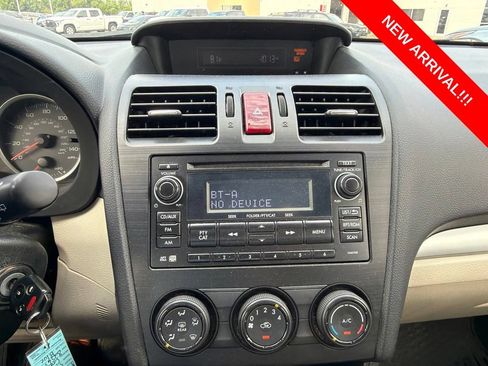 Used 2013 Subaru Crosstrek 2.0i Premium AWD/4WD image 9