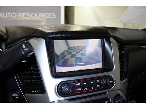 Used 2016 GMC Yukon SLT w/ Open Road Package image 39