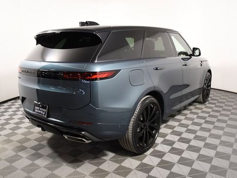 New 2026 Land Rover Range Rover Sport Dynamic SE AWD/4WD image 6