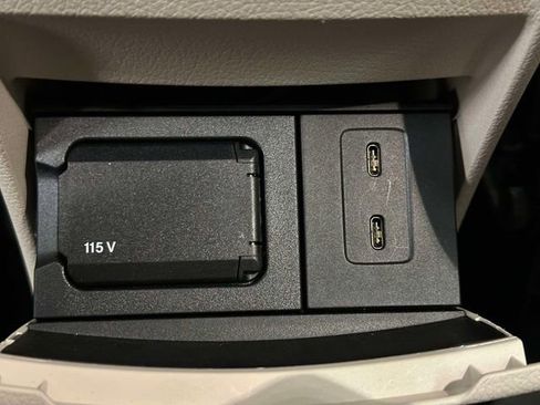 Certified 2022 Mercedes-Benz GLB 250 4MATIC image 14