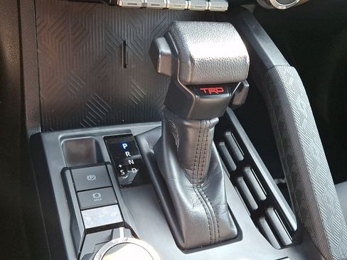 Used 2024 Toyota Tacoma TRD Sport AWD/4WD image 15