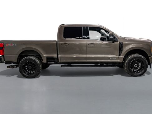 Used 2023 Ford F350 Lariat w/ Sport Appearance Package image 6