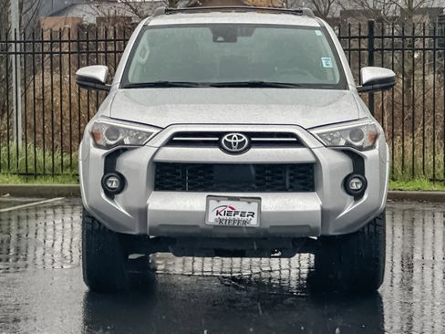 Used 2024 Toyota 4Runner SR5 image 9