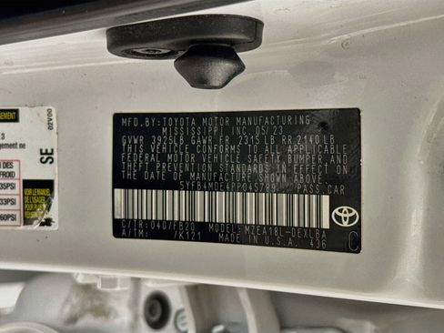 Used 2023 Toyota Corolla LE FWD image 36