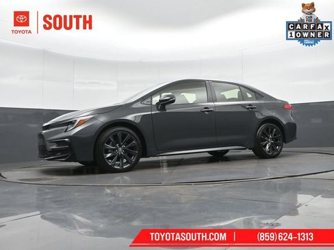 Used 2026 Toyota Corolla SE w/ SE Premium Package image 42