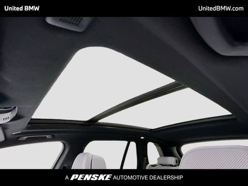 Certified 2026 BMW X5 xDrive50e w/ M Sport Package image 12