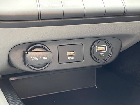 Used 2021 Hyundai Elantra SEL FWD image 20