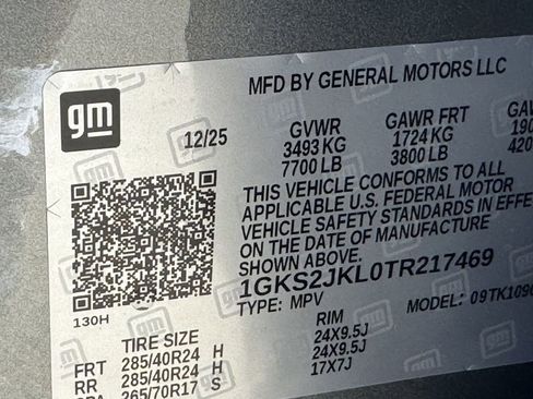 New 2026 GMC Yukon XL Denali w/ Denali Reserve Package image 29