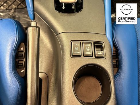 Certified 2024 Nissan Z Performance w/ Floor Mat Package image 27