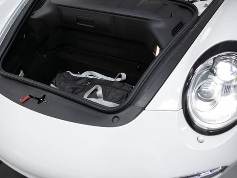 Used 2011 Porsche 911 Cabriolet RWD image 32