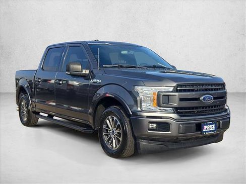 Used 2018 Ford F150 XLT w/ Equipment Group 302A Luxury image 3