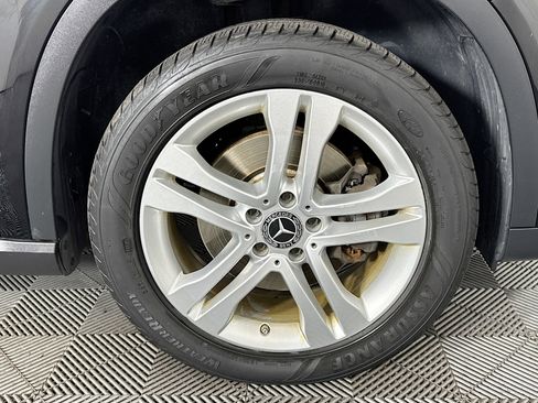 Used 2019 Mercedes-Benz GLA 250 4MATIC image 30