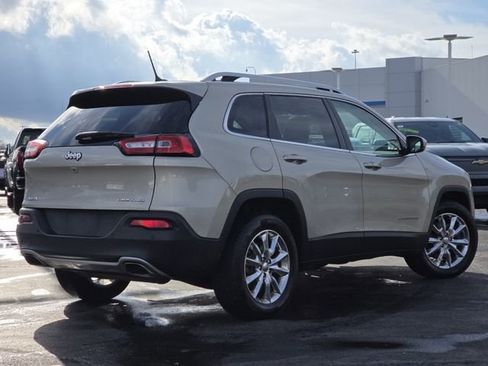 Used 2015 Jeep Cherokee Limited image 20
