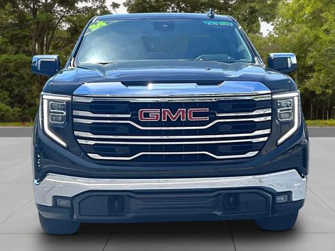 Used 2024 GMC Sierra 1500 SLT image 3