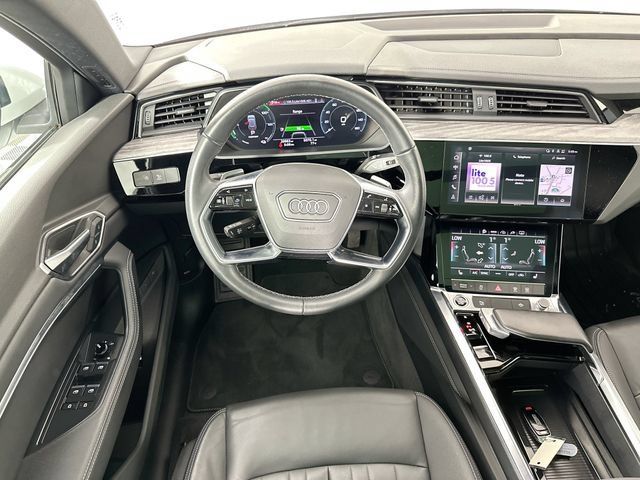 Used 2022 Audi e-tron Premium w/ Convenience Plus Package AWD/4WD image 11