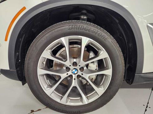 Used 2026 BMW X5 xDrive40i AWD/4WD image 14
