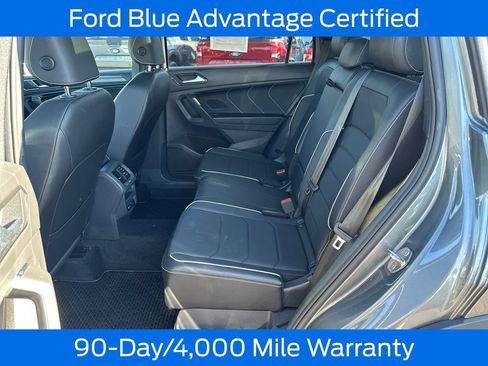Used 2022 Volkswagen Tiguan SEL R-Line AWD/4WD image 18