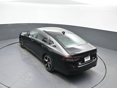 Used 2023 Honda Accord Sport image 38