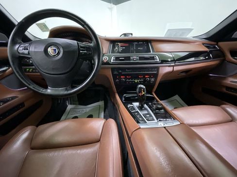 Used 2014 BMW ALPINA B7 xDrive LWB image 18