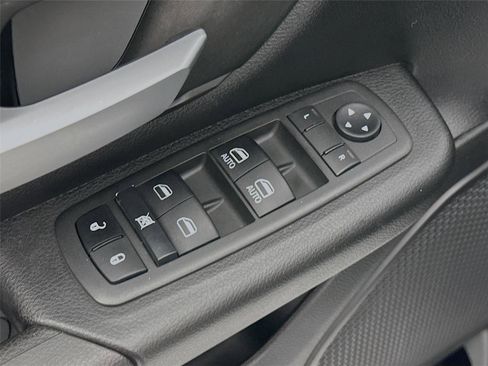 Used 2022 RAM 1500 Tradesman AWD/4WD image 19