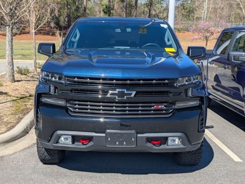 Used 2020 Chevrolet Silverado 1500 LT Trail Boss image 2