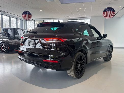 Used 2021 Maserati Levante GranSport image 6