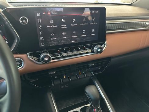 Certified 2024 GMC Canyon AT4 w/ Technology Package image 24