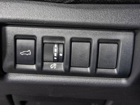 Used 2026 Subaru Outback Premium AWD/4WD image 35