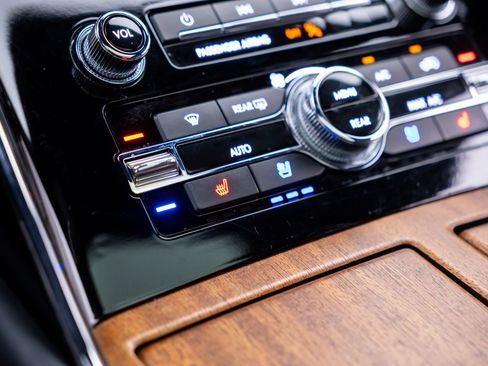 Used 2022 Lincoln Navigator Black Label AWD/4WD image 30