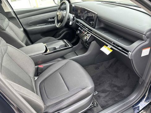 New 2026 Hyundai Tucson Blue SE image 24