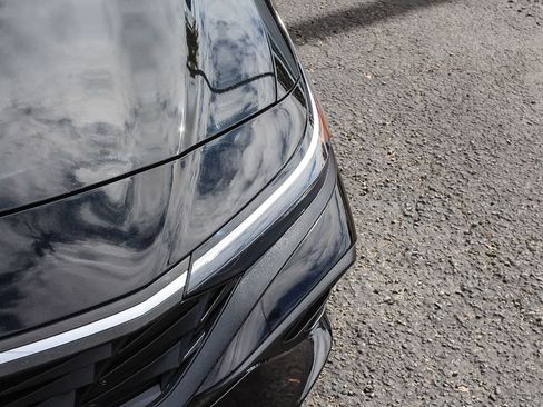 Certified 2024 Hyundai Elantra SEL FWD image 13