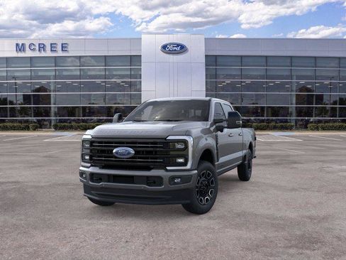 New 2026 Ford F250 Platinum w/ FX4 Off-Road Package AWD/4WD image 2
