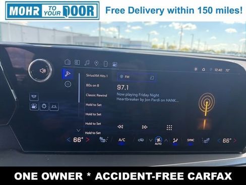 Used 2025 Chevrolet Traverse LT image 20