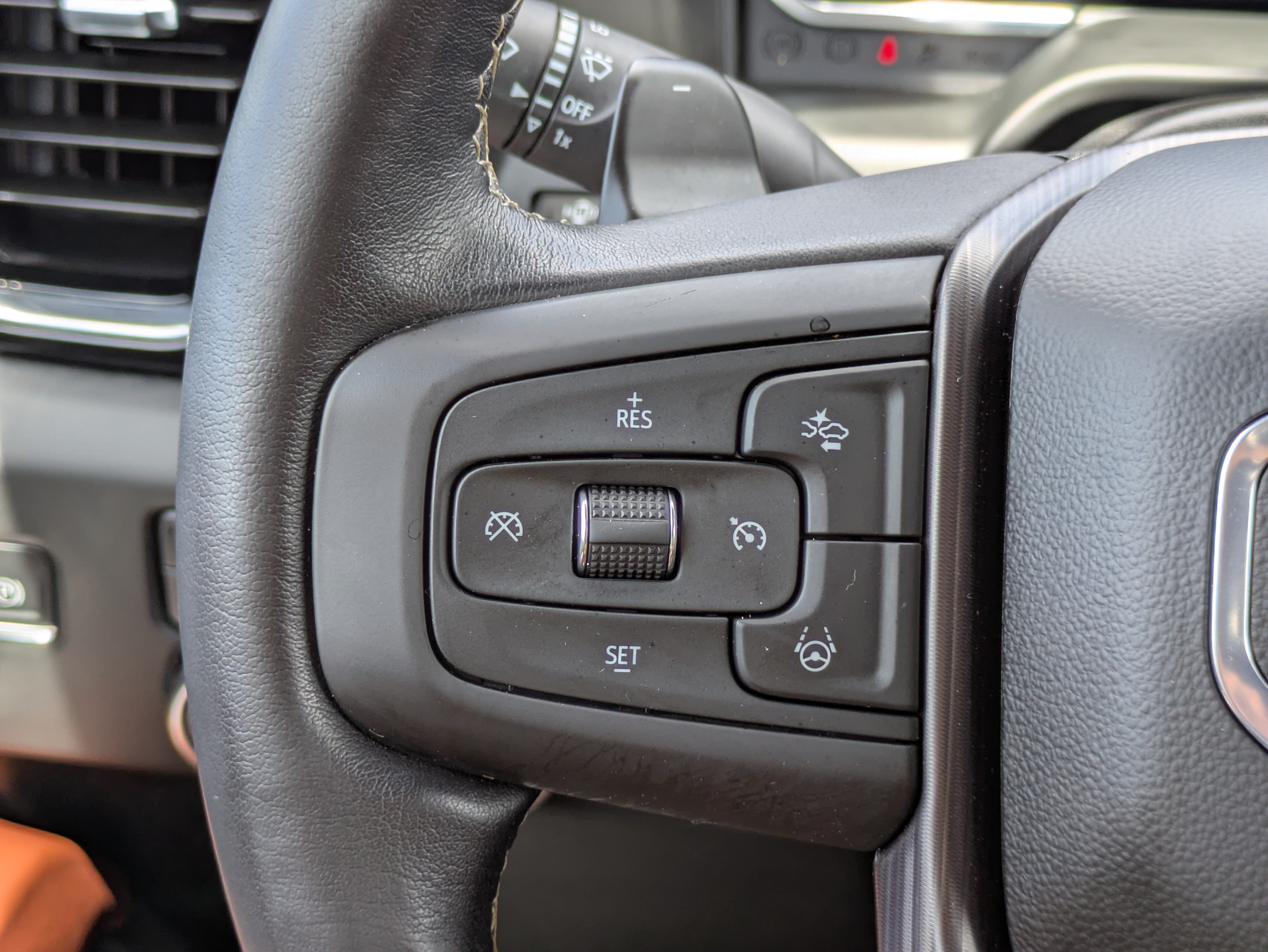 Used 2024 GMC Sierra 1500 Denali Ultimate AWD/4WD image 25