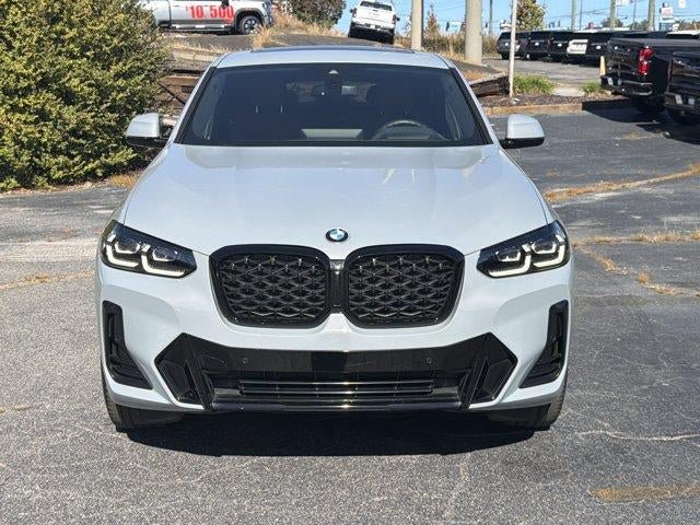 Used 2024 BMW X4 xDrive30i w/ Premium Package AWD/4WD image 2