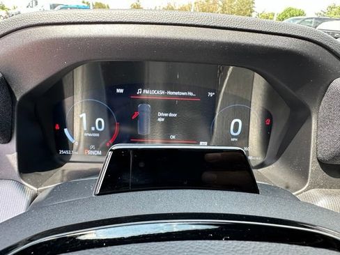Certified 2025 Ford Explorer ST AWD/4WD image 31