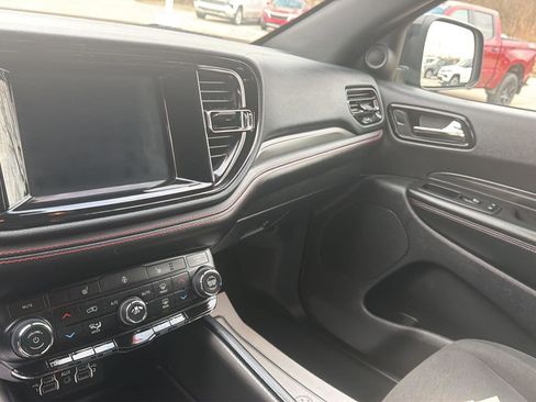 Used 2023 Dodge Durango GT AWD/4WD image 16