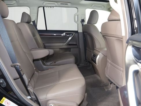 Used 2019 Lexus GX 460 Premium AWD/4WD image 14