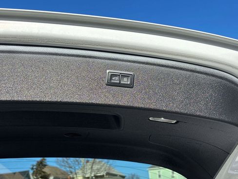 Used 2021 Audi Q5 2.0T Premium w/ Convenience Package image 16