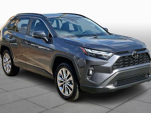 Used 2024 Toyota RAV4 XLE Premium image 3